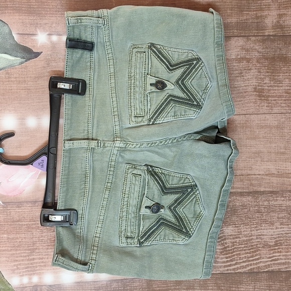 PEOPLE'S LIBERATION GREEN SHORT SHORTS 11/12 - Picture 3 of 8